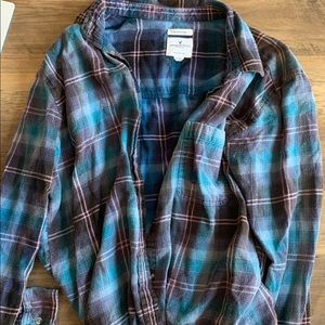 💙 Soft AE Distressed flannel 💙